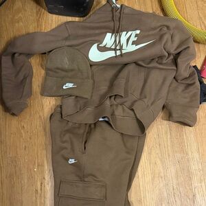 Nike Brown Hoodie and Sweatpants Set with Beanie